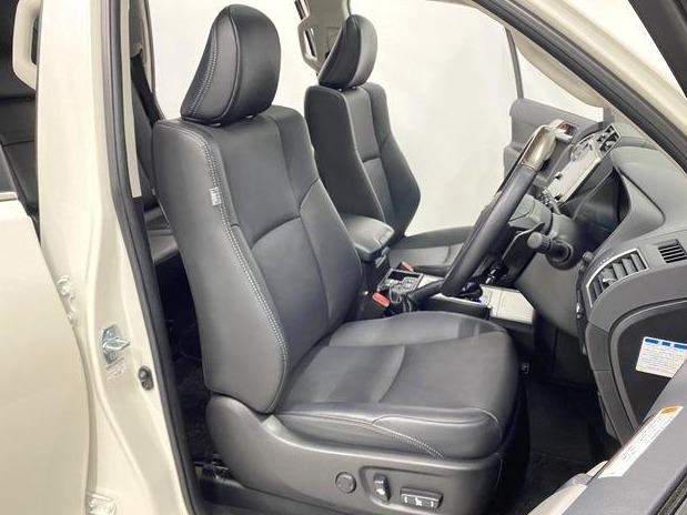 2022 TOYOTA LAND CRUISER PRADO TZ-G